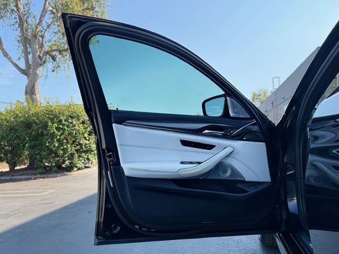 Used 2018 BMW M5 w/ Executive Package AWD/4WD image 9