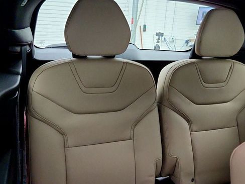 Used 2025 Volvo EX90 Plus AWD/4WD image 22