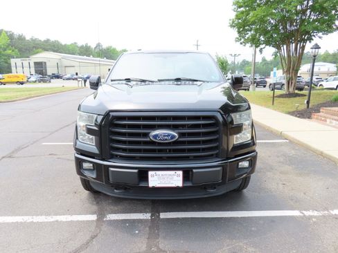 Used 2016 Ford F150 XLT w/ Equipment Group 302A Luxury AWD/4WD image 12