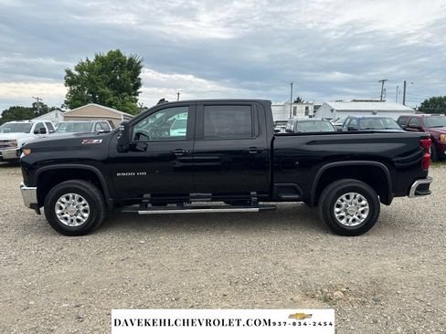 Used 2022 Chevrolet Silverado 2500 LT w/ Convenience Package AWD/4WD image 6
