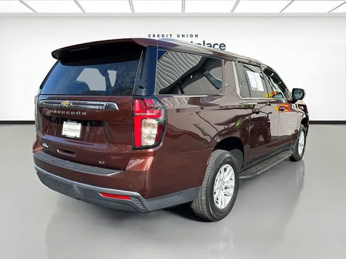 Used 2023 Chevrolet Suburban LT image 6