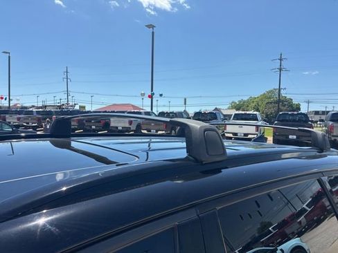 Used 2022 Kia Telluride EX w/ EX Premium Package AWD/4WD image 17