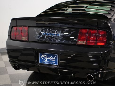 Used 2005 Ford Mustang GT RWD image 27