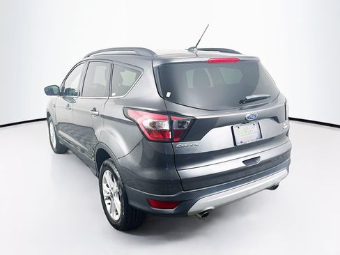 Used 2018 Ford Escape SE FWD image 5