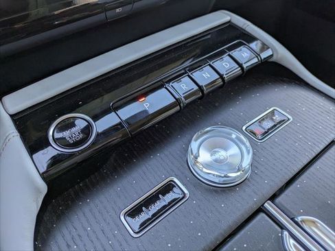 New 2025 Lincoln Navigator L Black Label w/ Black Label Special Edition AWD/4WD image 10