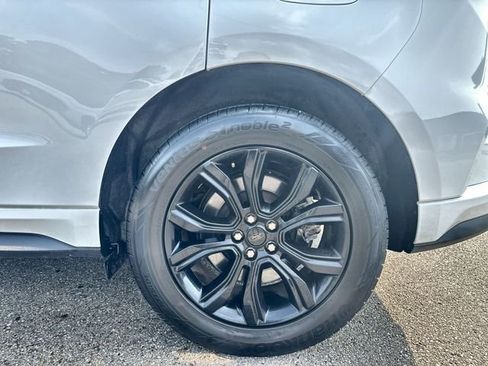 Used 2022 Ford Edge SE w/ Black Appearance Package AWD/4WD image 20