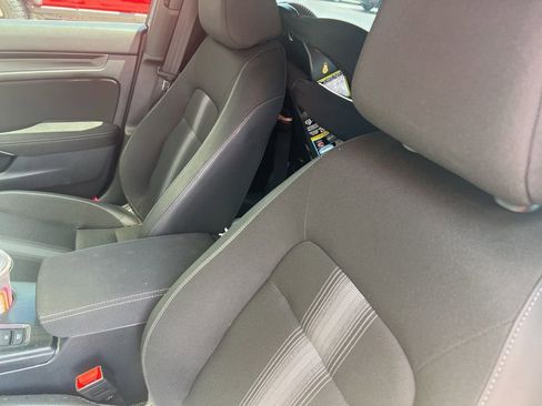 Used 2025 Honda Civic Sport image 10