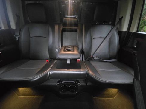 Used 2015 RAM 1500 Laramie w/ Convenience Group AWD/4WD image 15