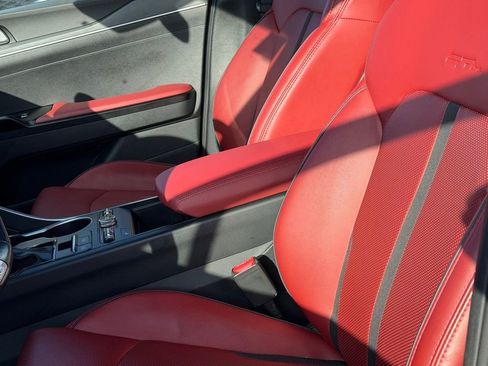 Used 2024 Kia K5 GT-Line image 10