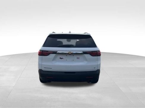 Used 2022 Chevrolet Traverse LT FWD image 4