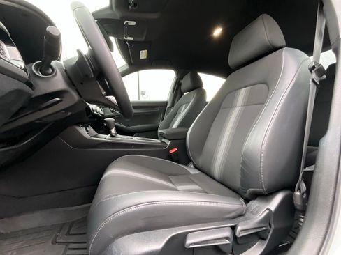 Used 2023 Honda Civic Sport image 11