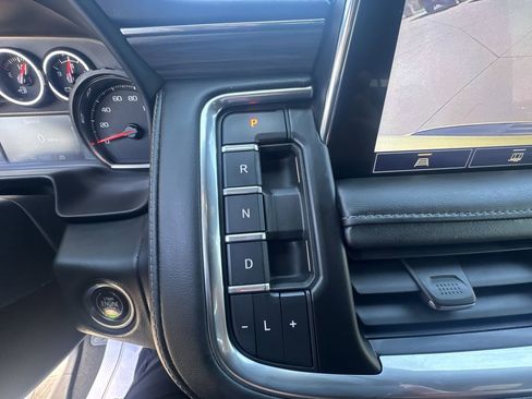 Used 2021 Chevrolet Tahoe LT image 14