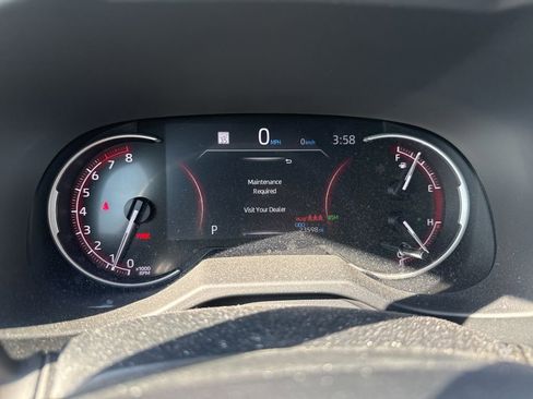 Used 2023 Toyota RAV4 XLE w/ Convenience Package image 7