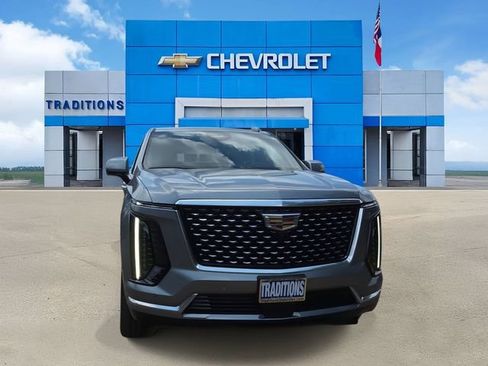 Certified 2026 Cadillac Escalade 2WD image 4