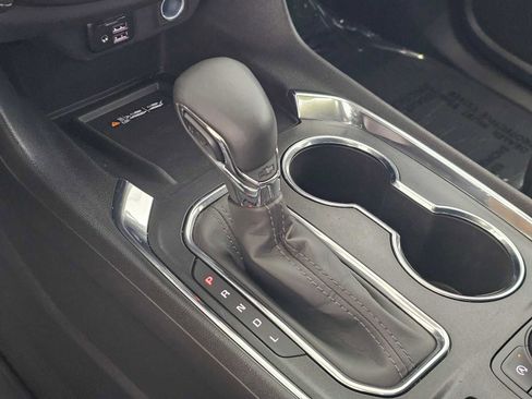 Used 2023 Chevrolet Traverse Premier w/ Redline Edition image 30