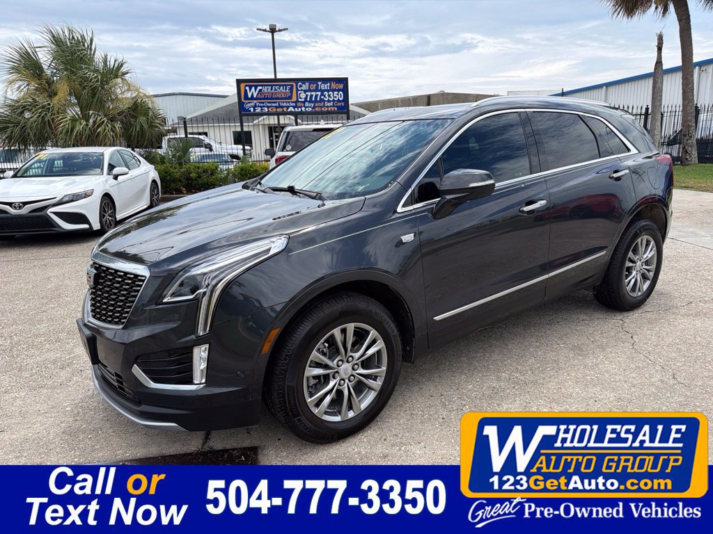 Used 2022 Cadillac XT5 Premium Luxury w/ Technology Package FWD image 1