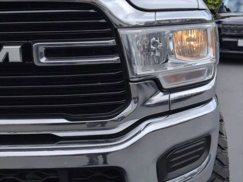 Certified 2019 RAM 2500 Big Horn AWD/4WD image 9