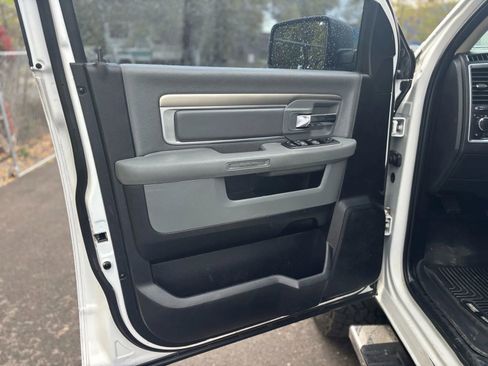 Used 2016 RAM 2500 SLT image 10