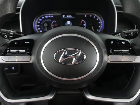 Used 2024 Hyundai Santa Cruz SEL image 13