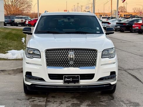 Used 2023 Lincoln Navigator Reserve image 7