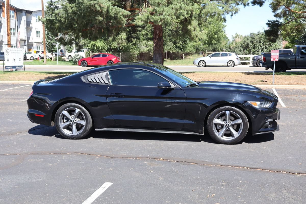 Used 2016 Ford Mustang Coupe w/ Equipment Group 051A RWD image 3