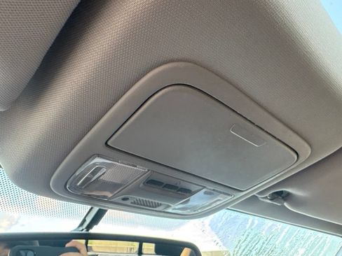 Used 2014 Honda Ridgeline SE image 32