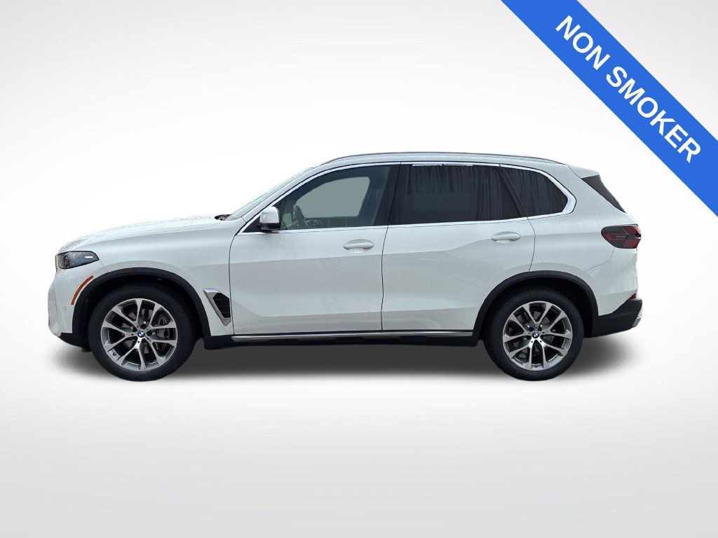 Used 2024 BMW X5 xDrive40i w/ Premium Package AWD/4WD image 8