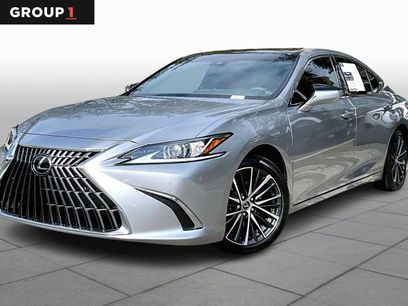 Used 2023 Lexus ES 350 w/ Premium Package