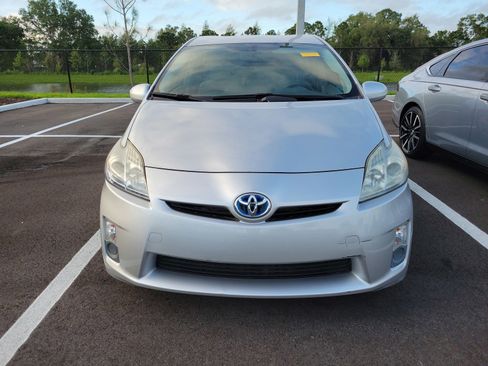 Used 2010 Toyota Prius Five image 3