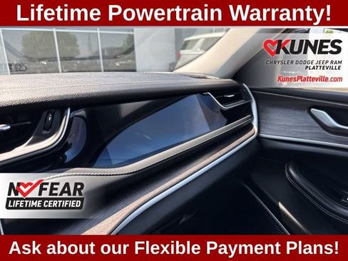 Used 2023 Jeep Grand Cherokee 4WD 4xe image 39