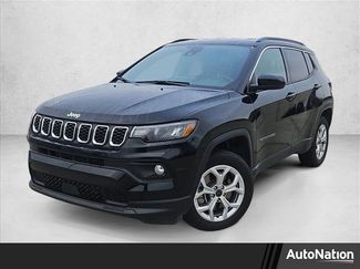 Used 2025 Jeep Compass Latitude video 1