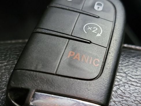 Used 2018 Jeep Compass Limited w/ Navigation Group image 29