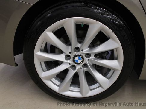 Used 2018 BMW 320i xDrive Sedan AWD/4WD image 40