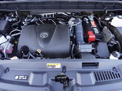 Certified 2022 Toyota Highlander Limited image 22