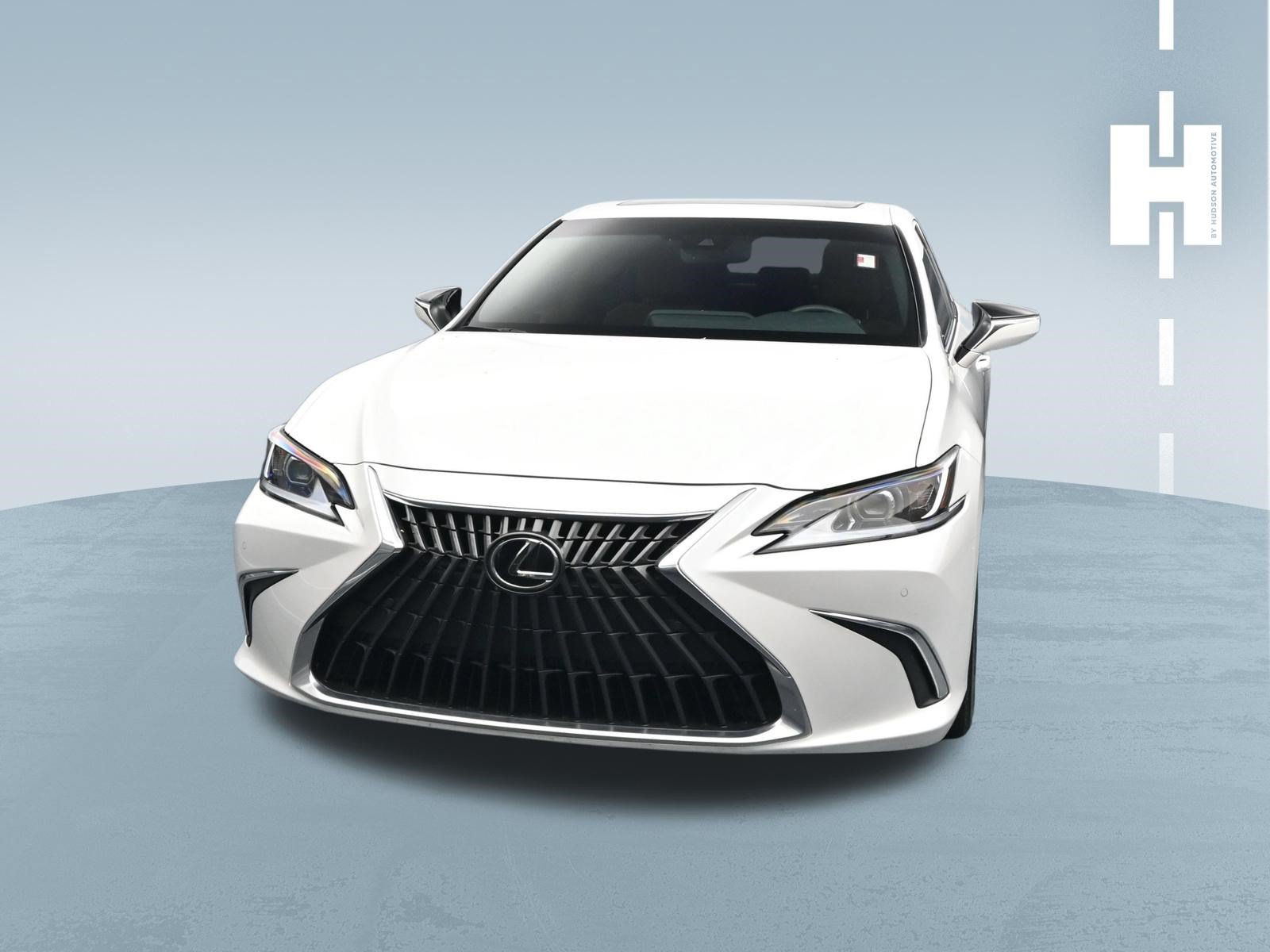 Used 2025 Lexus ES 350 w/ Premium Package FWD image 2