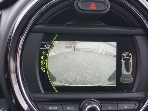 Used 2017 MINI Cooper Clubman S image 14