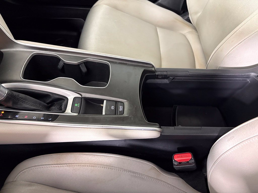 Used 2018 Honda Accord LX image 30