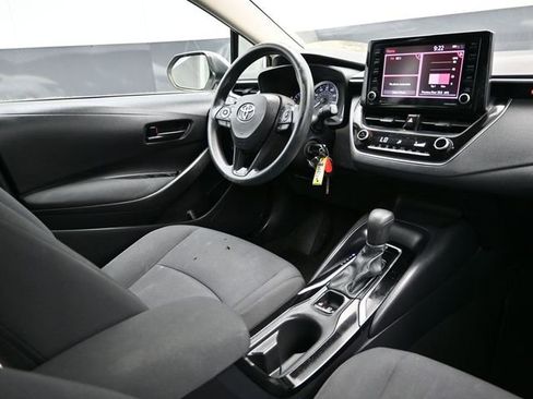 Used 2022 Toyota Corolla LE image 13