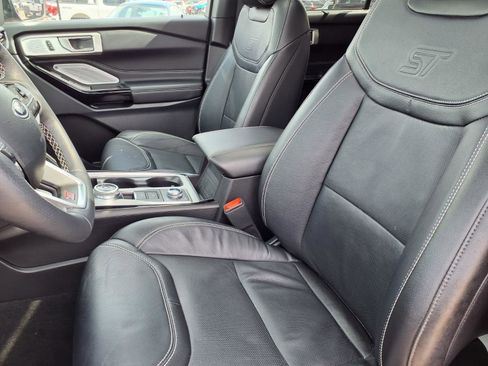 Used 2024 Ford Explorer ST w/ Equipment Group 401A image 3