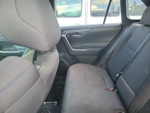 Used 2023 Toyota RAV4 SE AWD/4WD image 10
