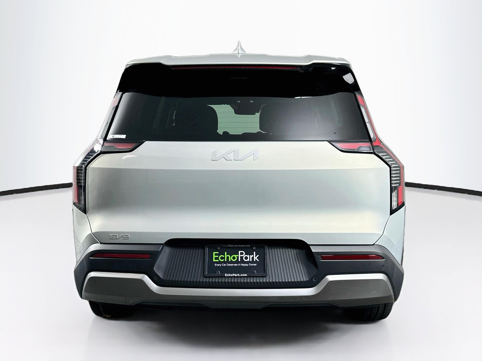 Used 2024 Kia EV9 Light Long Range RWD image 7