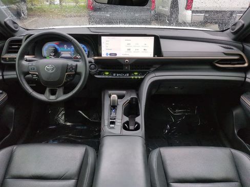 Used 2023 Toyota Crown w/ Advanced Technology Package AWD/4WD image 14
