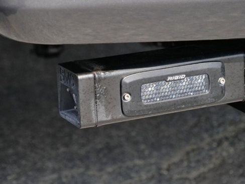 Used 2022 Ford F350 Lariat w/ Black Appearance Package image 51