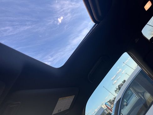 Used 2020 Nissan Armada Platinum w/ Platinum Reserve Package image 12