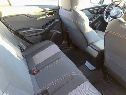 Used 2019 Subaru Crosstrek 2.0i Premium image 6