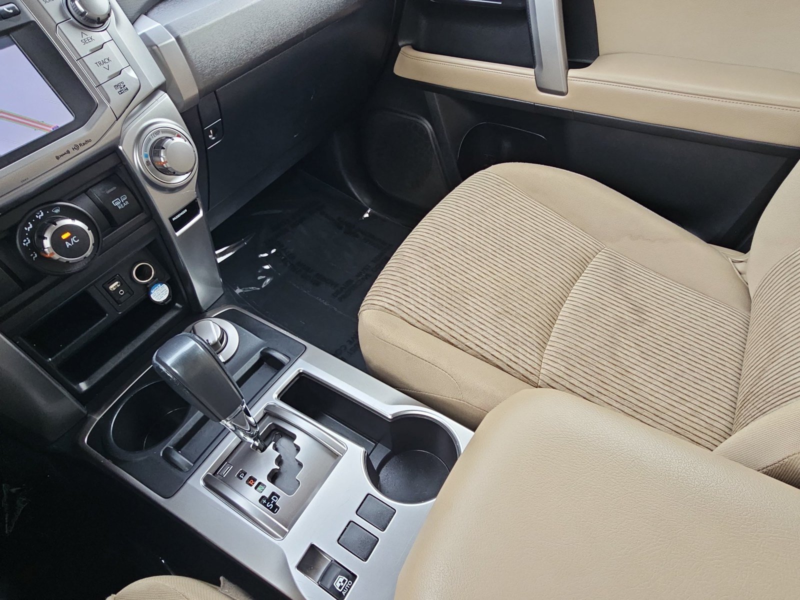 Used 2019 Toyota 4Runner SR5 AWD/4WD image 22