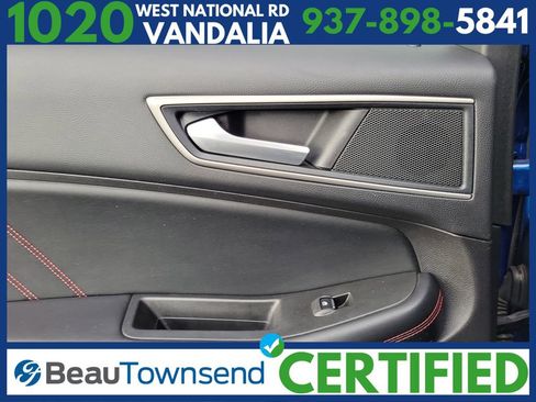 Certified 2020 Ford Edge ST-Line w/ Cold Weather Package image 14