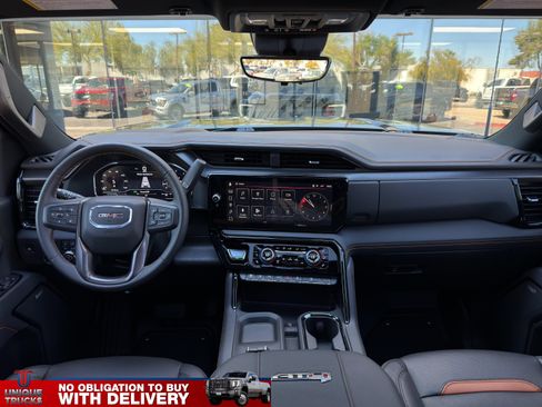 Used 2025 GMC Sierra 2500 AT4 w/ AT4 Premium Plus Package AWD/4WD image 34