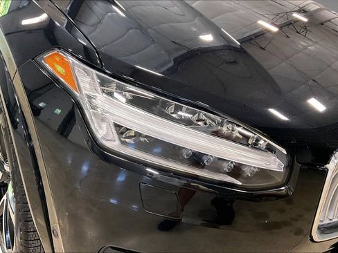 Certified 2024 Volvo XC90 B5 Plus AWD/4WD image 33