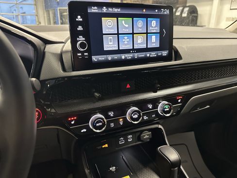 Used 2024 Honda CR-V EX-L image 11